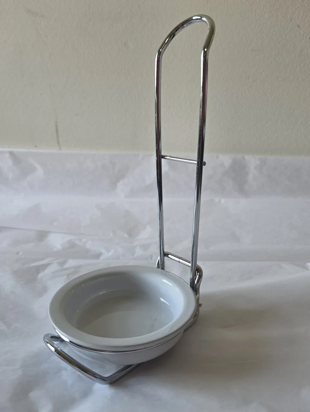 Pampered Chef Spoon Rest #1678 Metal Stand & Round Ceramic Dish Retired EUC